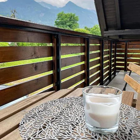 Apartma Petra Ravnik - Wanderer's Hut Bohinj